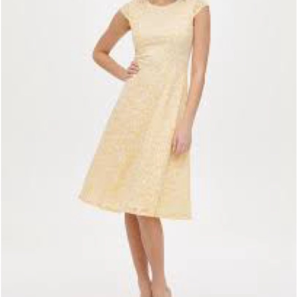 Tommy Hilfiger Dress  Fit and Flare size 10 cap sleeves yellow with ivory lace